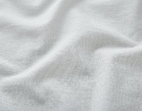 Feinjersey Stoff aus kbA Baumwolle mit 135 g/m² in Weiß ohne optische Aufheller von Cotonea fabrics