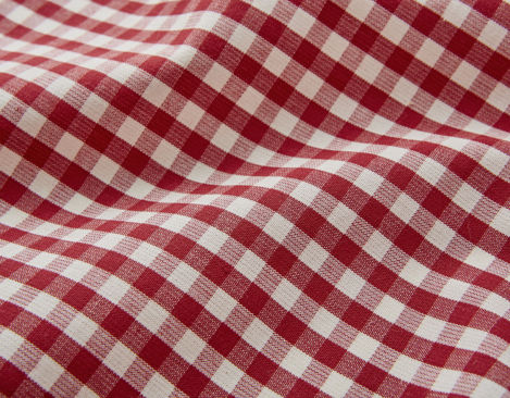 Bio-Vichy Stoff aus kbA Baumwolle in Kirsche Rot von Cotonea inside